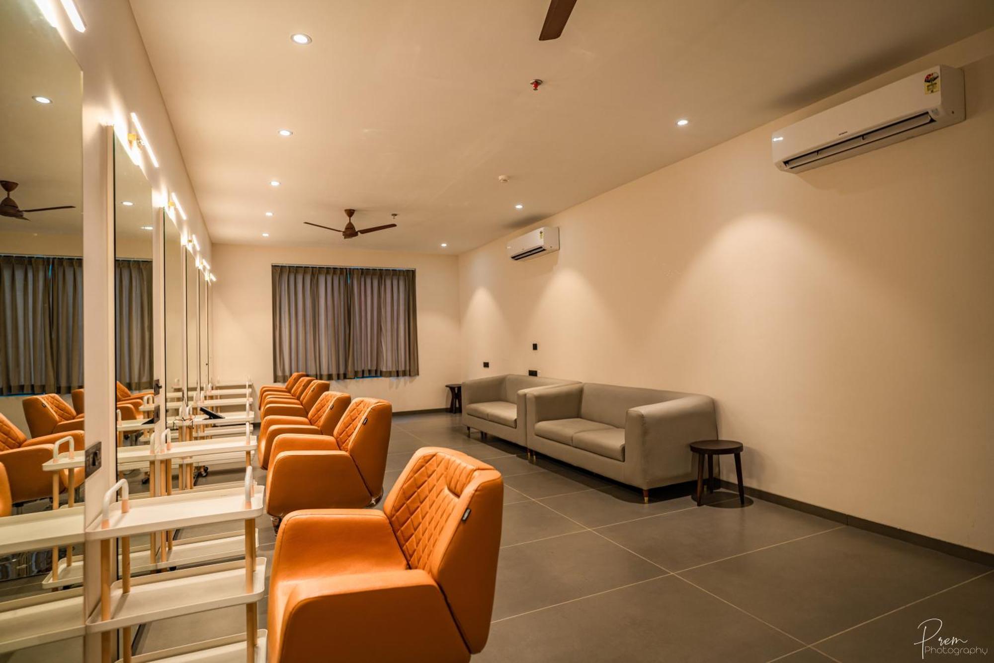 Hotel Omaya Garden Raipur  ภายนอก รูปภาพ