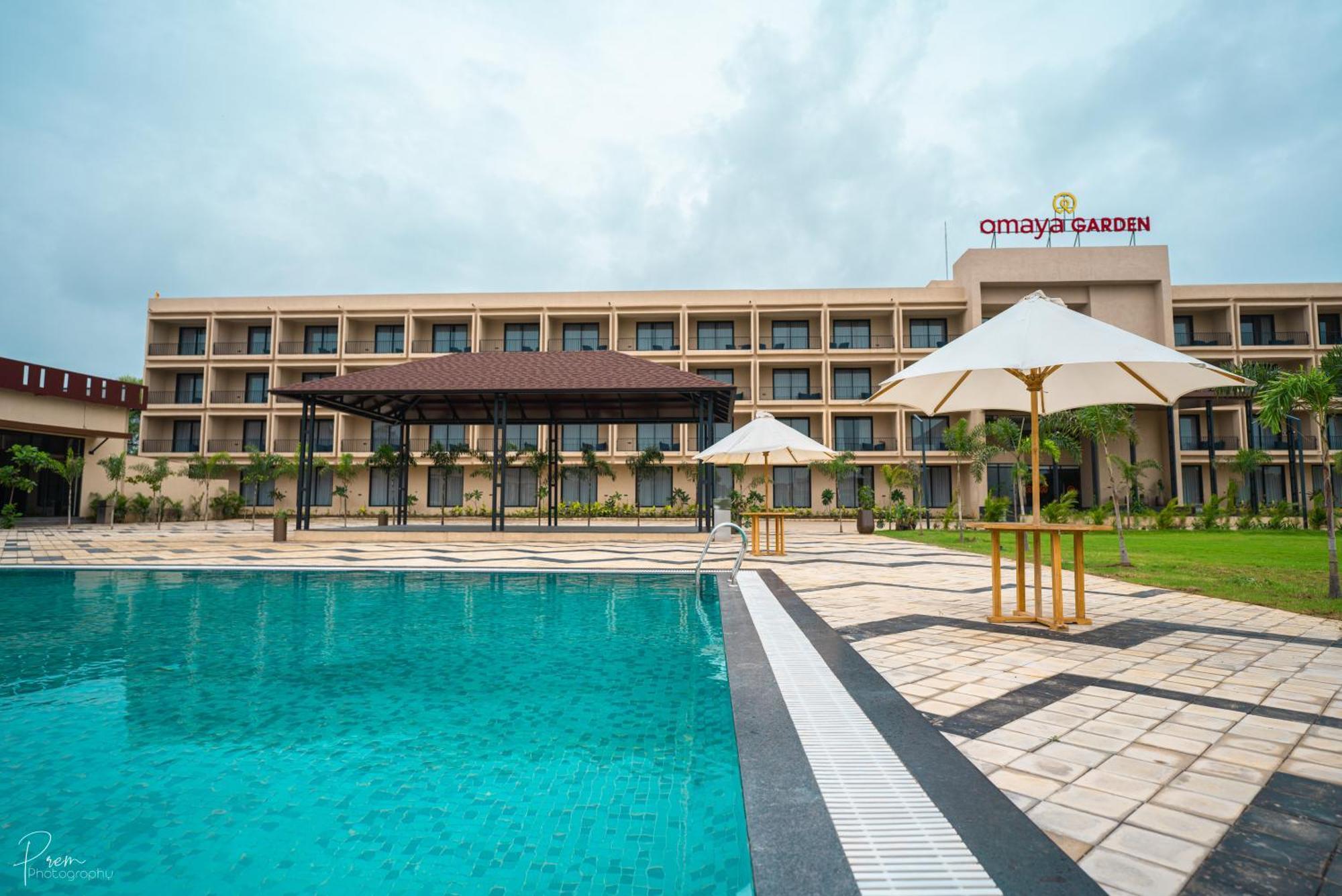 Hotel Omaya Garden Raipur  ภายนอก รูปภาพ