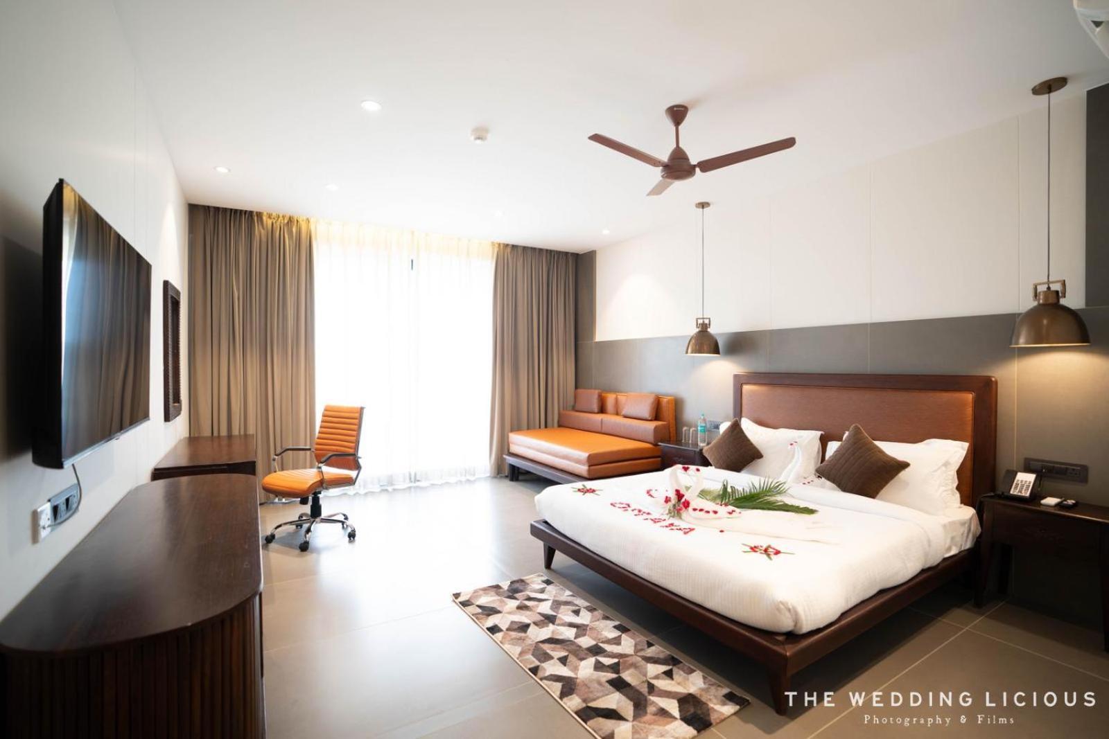 Hotel Omaya Garden Raipur  ภายนอก รูปภาพ